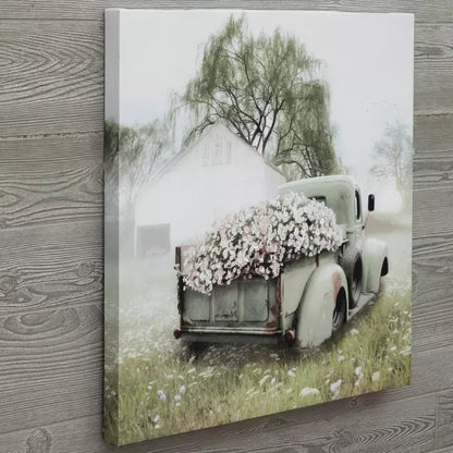 LIENZO DE PETUNIAS EN UN VIEJO CAMIÓN