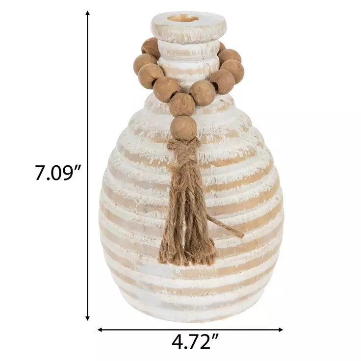 Jarrón de madera blanca con lazo de cuentas