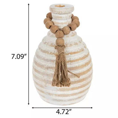 Jarrón de madera blanca con lazo de cuentas