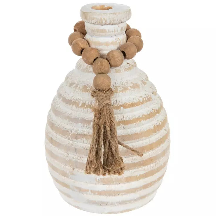 Jarrón de madera blanca con lazo de cuentas