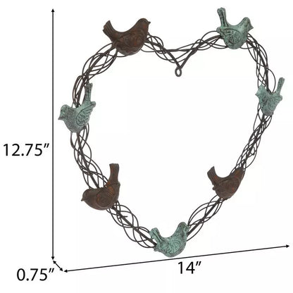 Decoración de pared de metal con corazones y pájaros