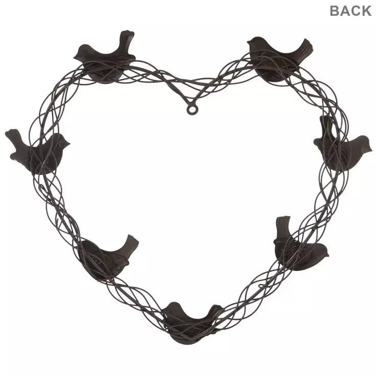 Decoración de pared de metal con corazones y pájaros